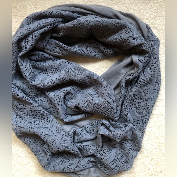 Target Grey Infinity Casual Scarf - Picture 4 of 6